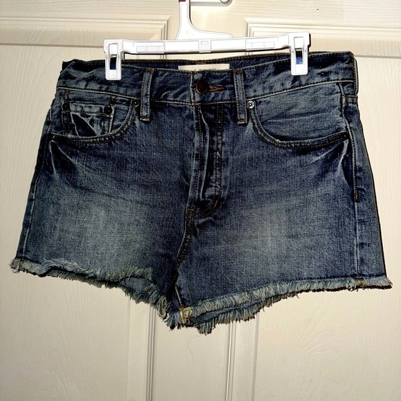 We the free women’s hidden button fly fringe raw hem denim jean shorts 26 summer - Picture 1 of 6